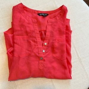 Three-quarter sleeve blouse